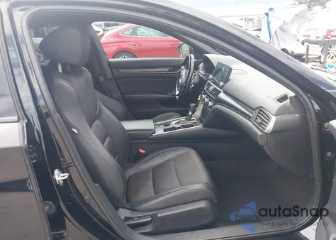 2018 Honda Accord Sport z USA, uszkodzony, nr VIN 1HGCV1F32JA243215